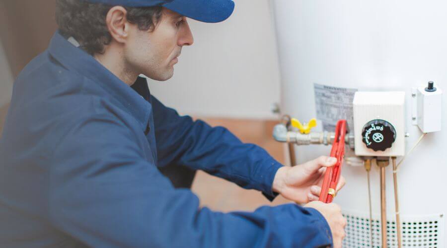 Expert burst pipe repair services in Cortland, IL